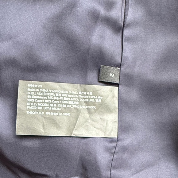 Theory Women's Navy Blazer size 2 - Picture 10 of 10